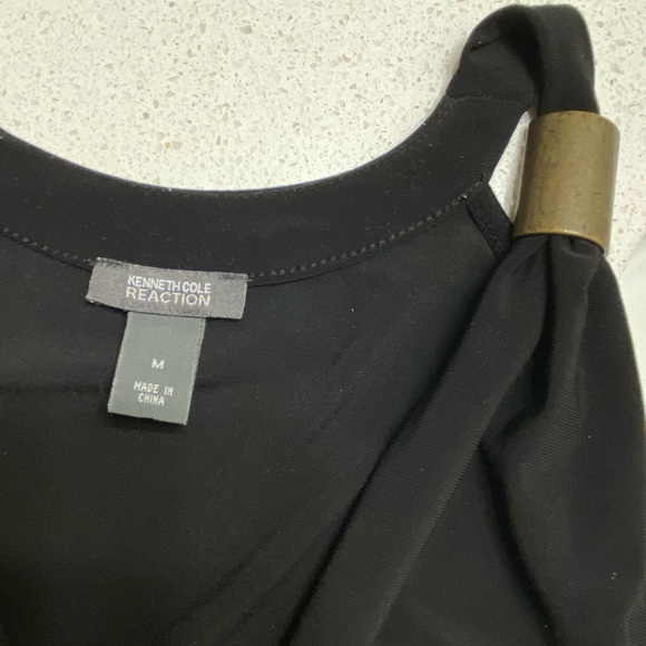 EUC Kenneth Cole Reaction black twisted bodice top with metallic detail, size M - Picture 7 of 7